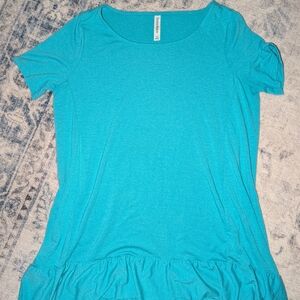 Zenana Outfitters Turquoise Blouse